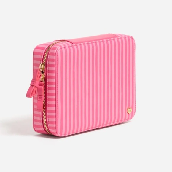 Stoney Clover Lane Eloise at the Plaza Pink Pink Pink Jewelry Case - Picture 3 of 8